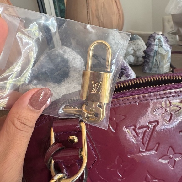 Louis Vuitton Alma BB Handbag FINAL PRICE - Picture 9 of 13